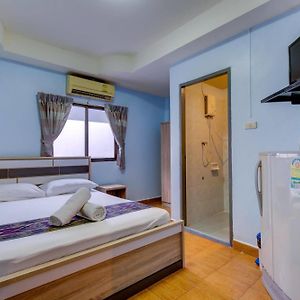 Standard Zimmer mit Kingsize-Bett